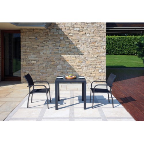 Tavolo San Vincenzo 80×80 cm – Alluminio Antracite con Piano a Doghe